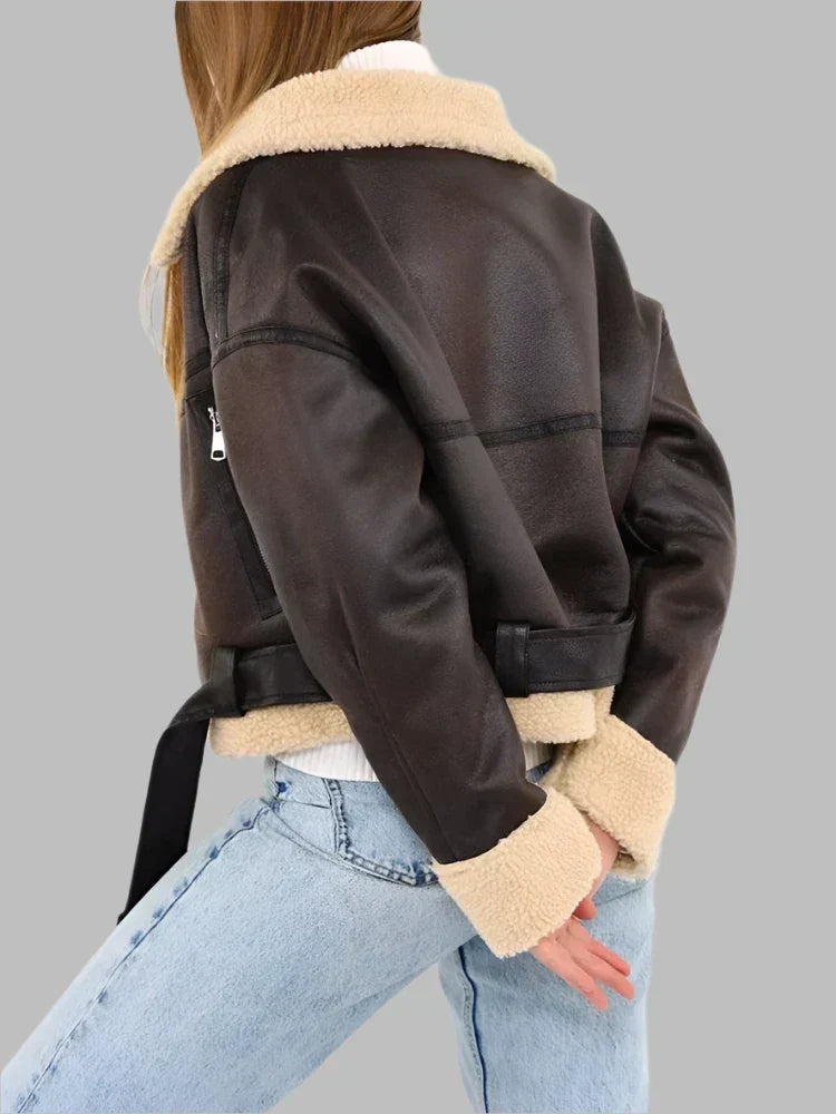 Ines | Auffällige und elegante Jacke